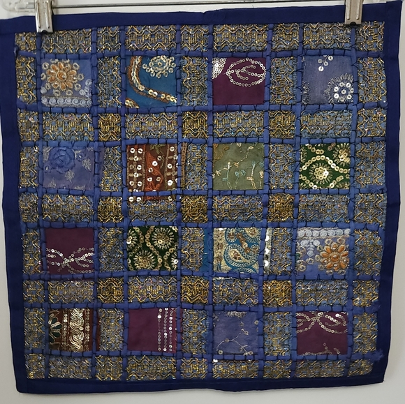 Cushion Beaded Cover - Picture 6 of 7